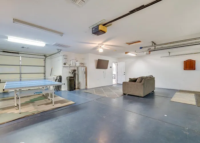 Holiday home Havasu Getaway W/ Pool, Hot Tub & Game