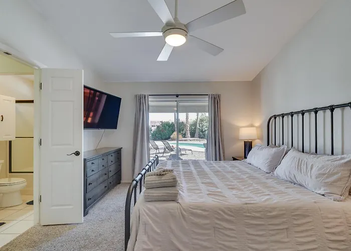 Holiday home Havasu Getaway W/ Pool, Hot Tub & Game
