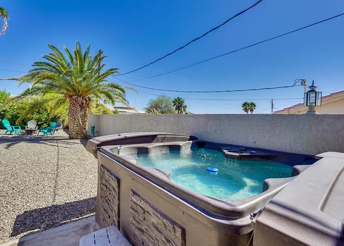 Havasu Getaway W/ Pool, Hot Tub & Game