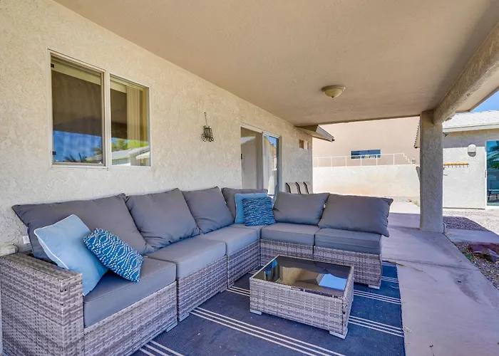 Havasu Getaway W/ Pool, Hot Tub & Game Holiday home *