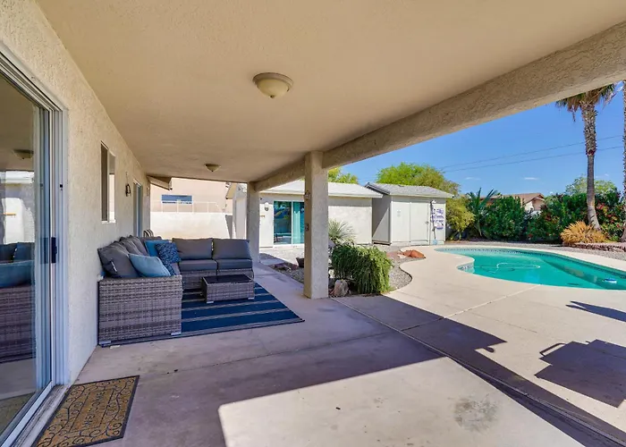 Havasu Getaway W/ Pool, Hot Tub & Game Holiday home